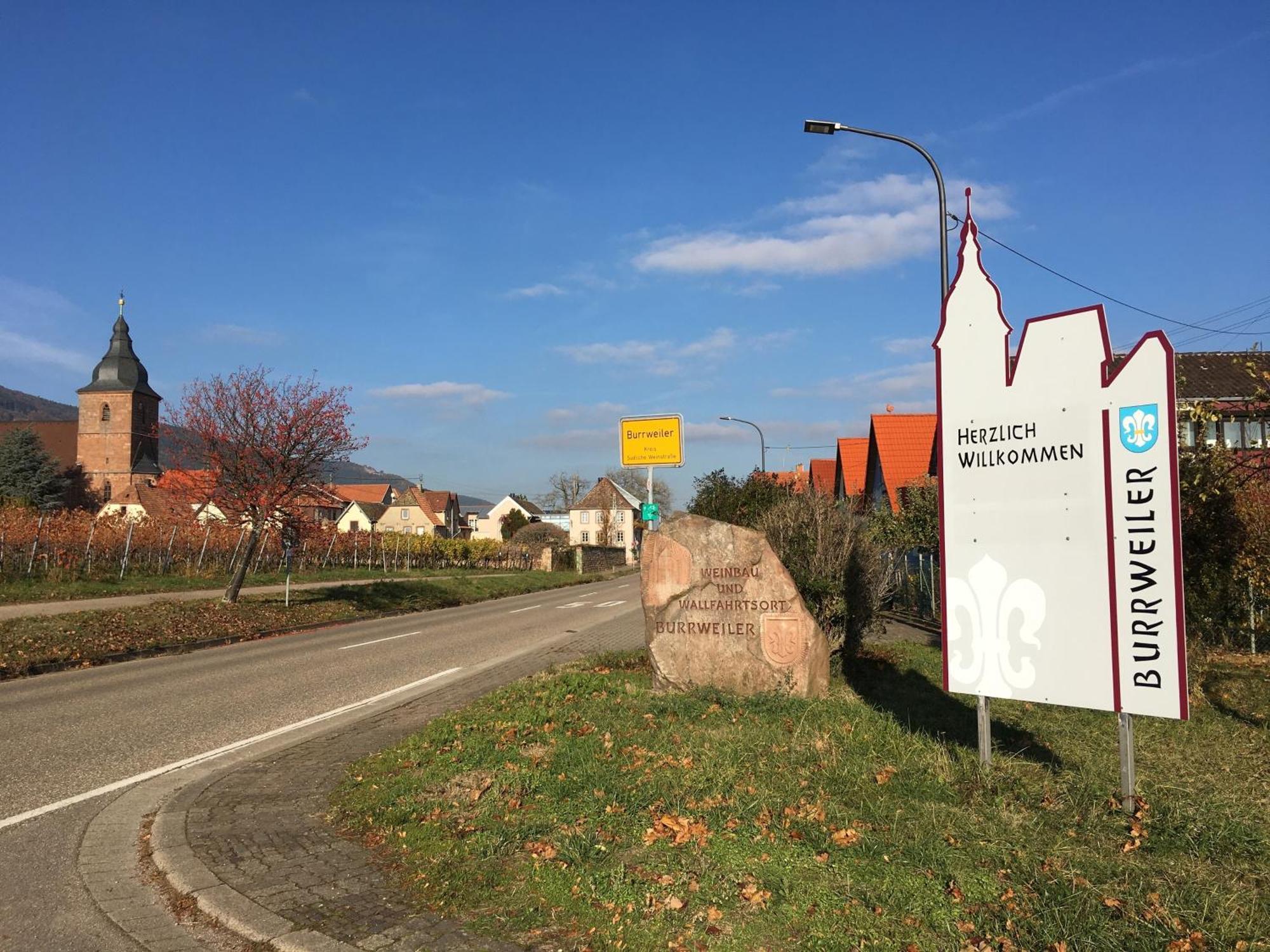 Ferienwohnung Suedpfalzblick Burrweiler Exterior photo